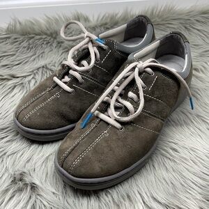 Dansko Brandi Suede Sneakers Lace Up Comfort Shoes Arch Support Size 38 Women’s
